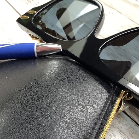 Stella McCartney Falabella Chain Square Flat Sunglasses Black Gold main image 4